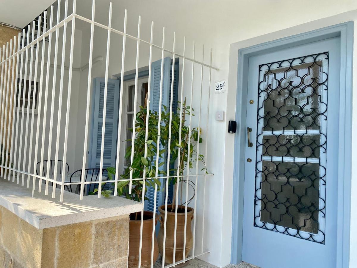 Liberty House - Central Two Bedroom Apartments Nicosia Exteriör bild