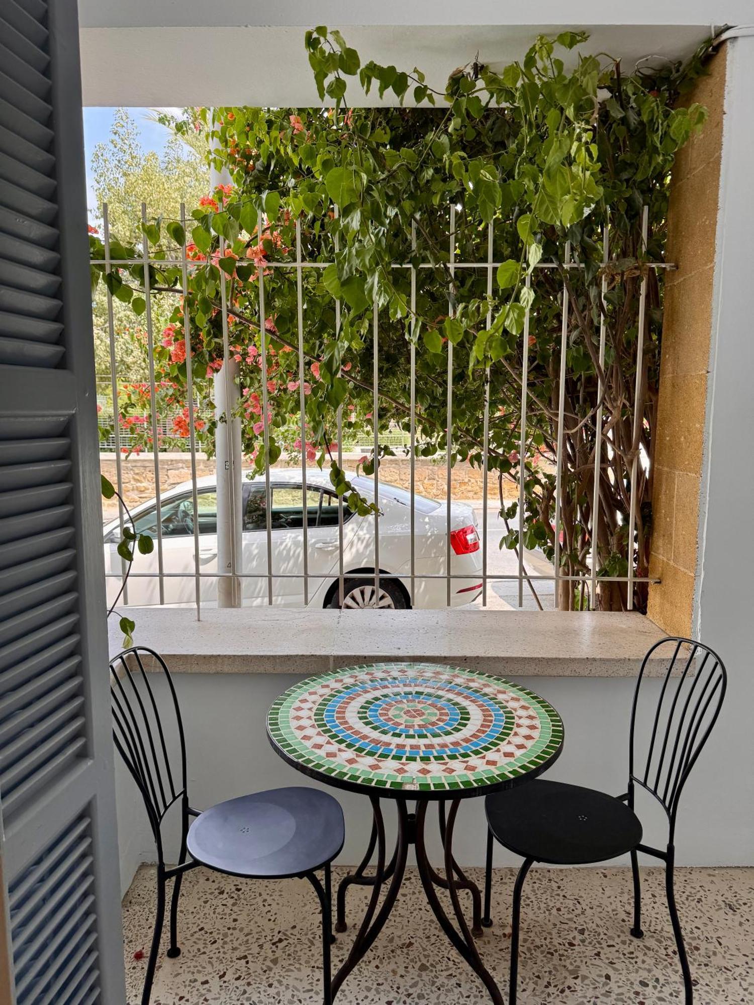 Liberty House - Central Two Bedroom Apartments Nicosia Exteriör bild